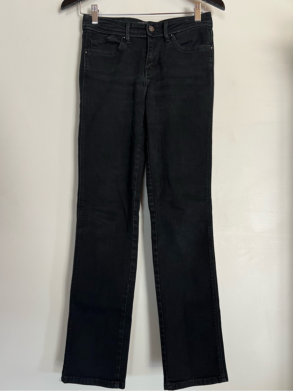 Levi’s Curve ID Demi Curve Size 27 Bootcut Jeans Black Stretch Denim Mid Rise